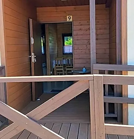 Blekitna Fala Letniskowe Otel *